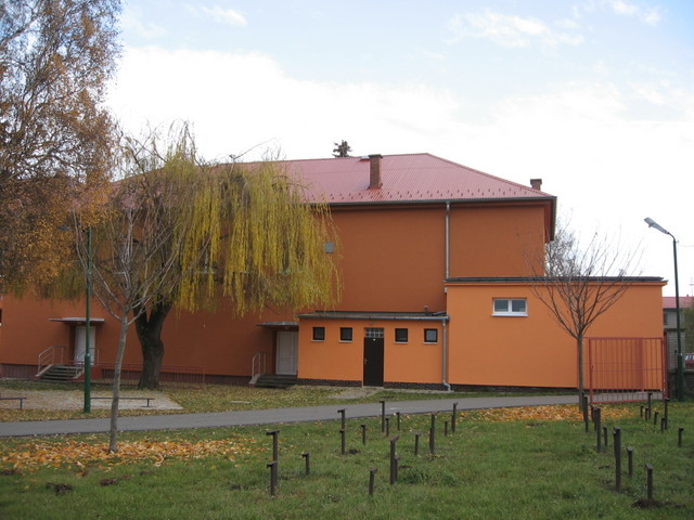 Vchod do slu zvtit